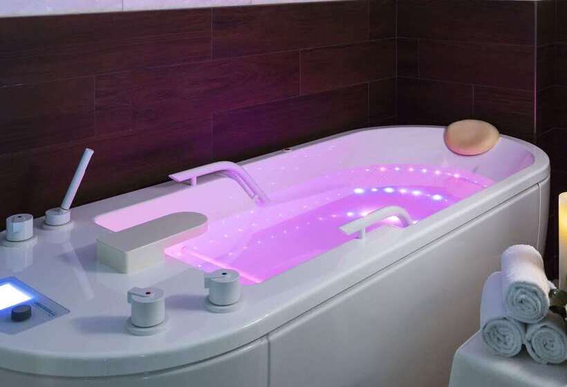 فندق Barriere Le Royal La Baule