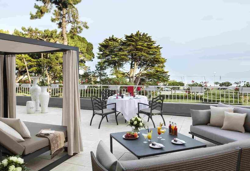 בית מלון כפרי Barriere Le Royal La Baule