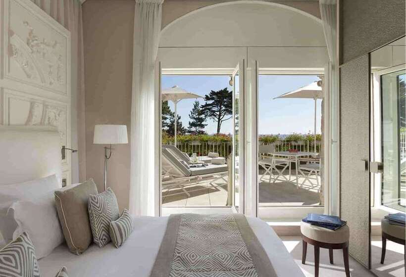 בית מלון כפרי Barriere Le Royal La Baule