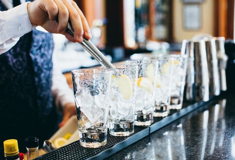 فندق Barriere Le Royal La Baule