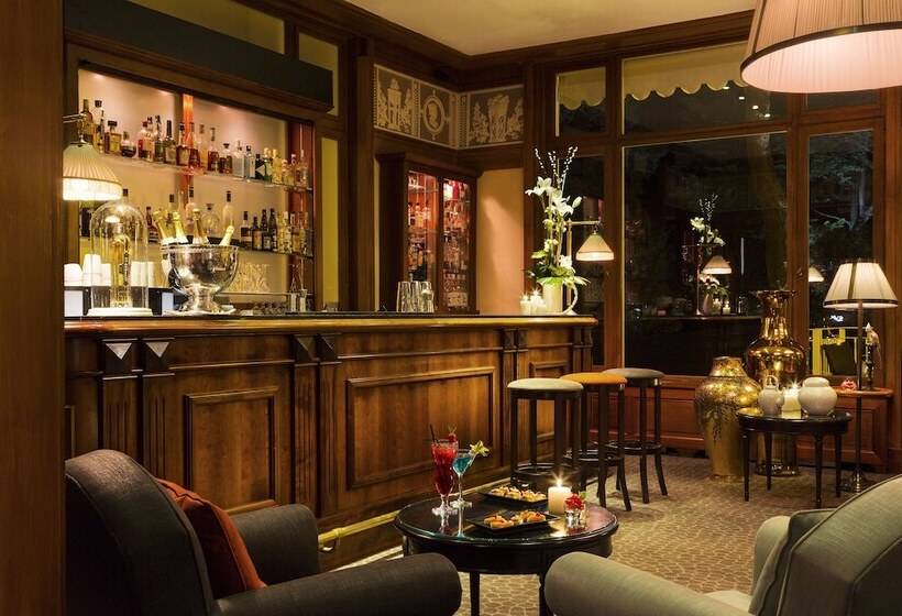 فندق Barriere Le Royal La Baule