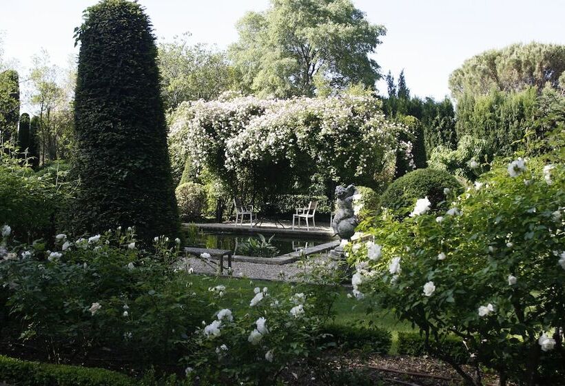 호텔 Baumanière Les Baux De Provence