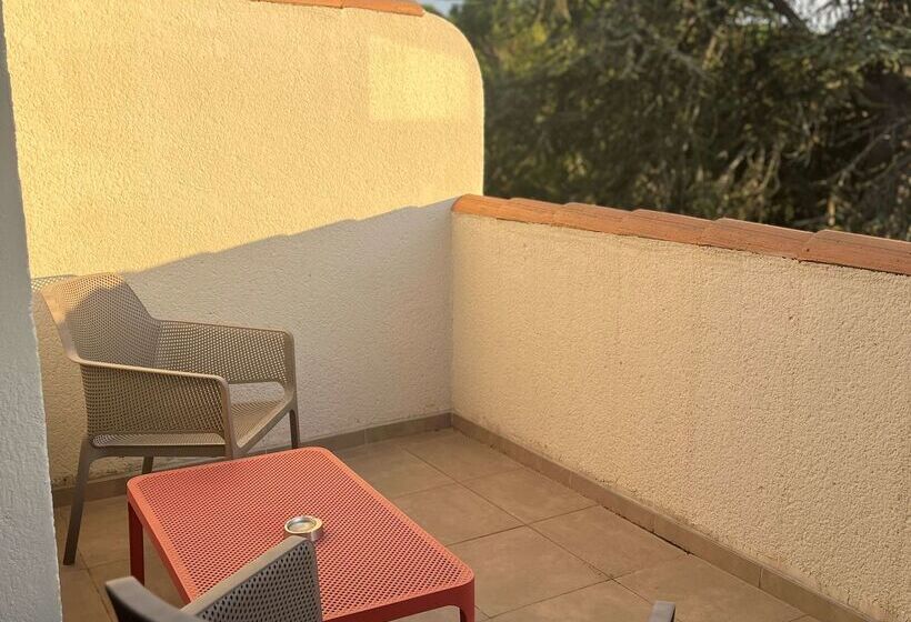 Отель Best Western Sevan Parc