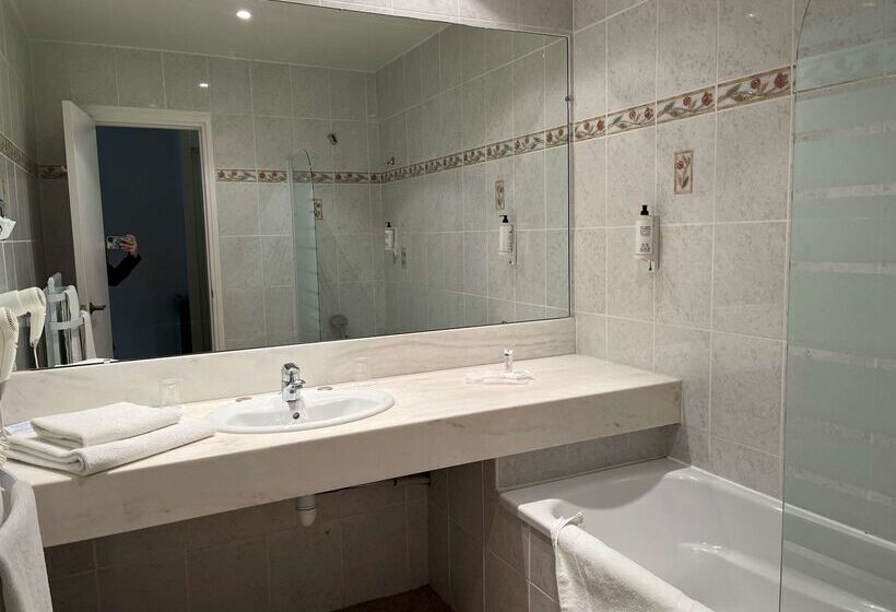 Отель Best Western Sevan Parc