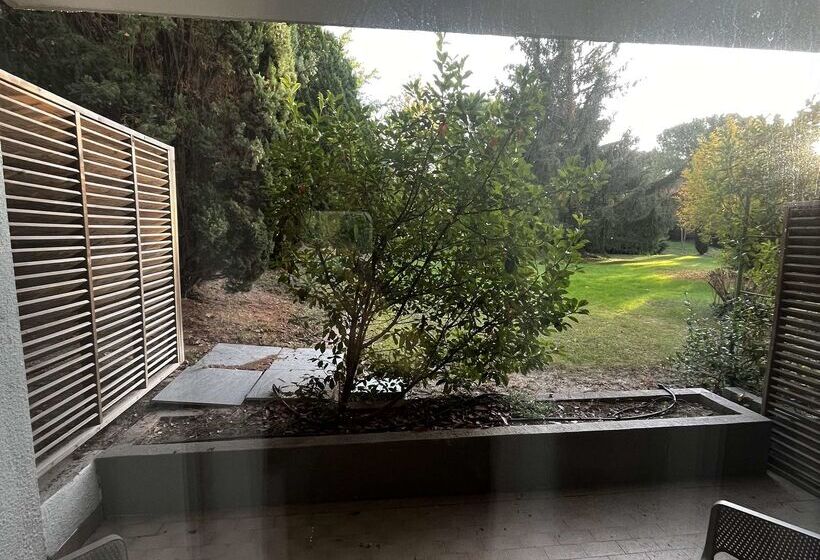 Отель Best Western Sevan Parc