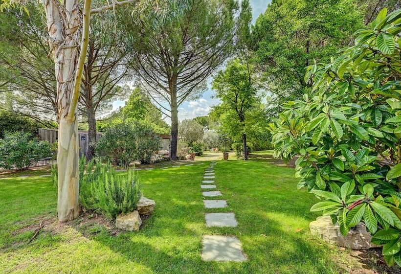 Отель Best Western Sevan Parc