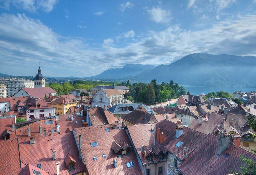 ホテル Campanile Annecy Centre Gare