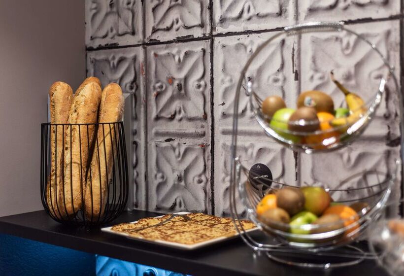 ホテル Campanile Annecy Centre Gare