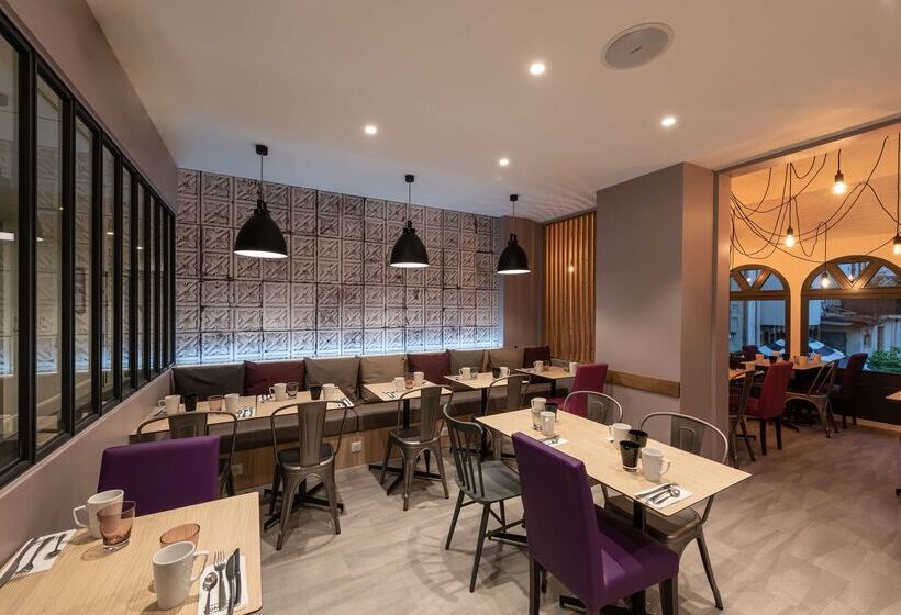 ホテル Campanile Annecy Centre Gare