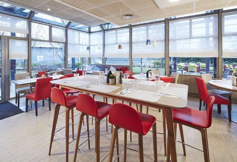 호텔 Campanile Argenteuil