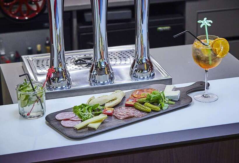 호텔 Campanile Argenteuil