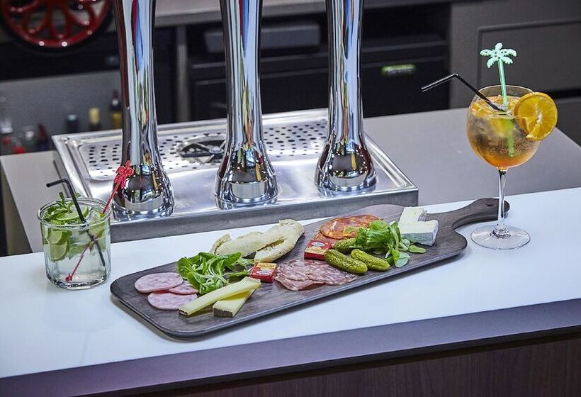 호텔 Campanile Argenteuil