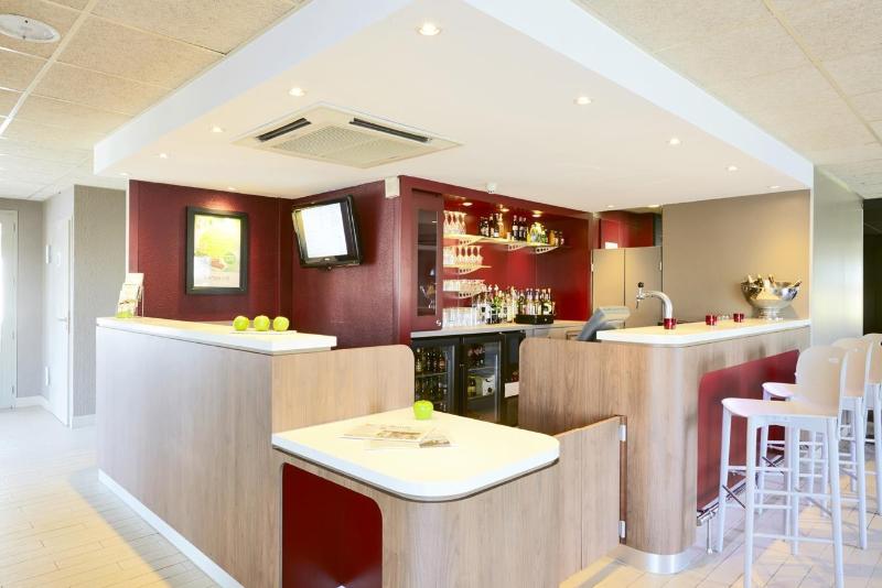 فندق Campanile Auxerre  Moneteau