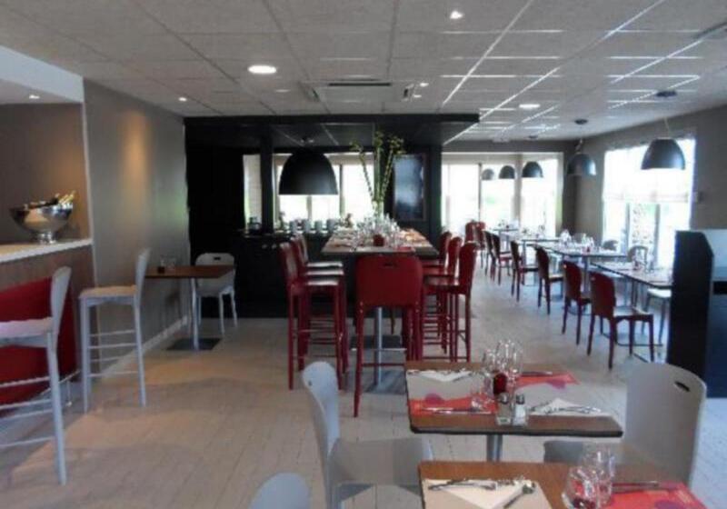 فندق Campanile Auxerre  Moneteau