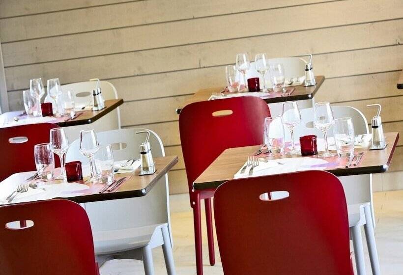 فندق Campanile Auxerre  Moneteau