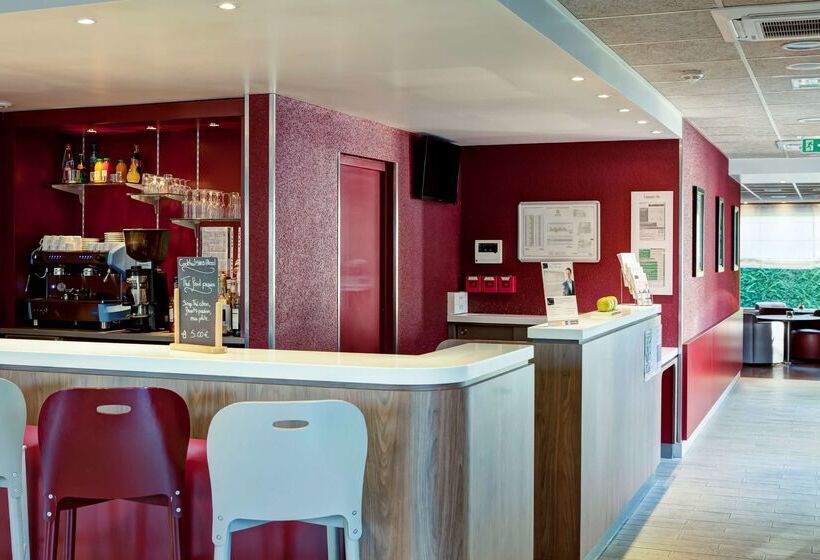 Отель Campanile Genève   Ferney Voltaire