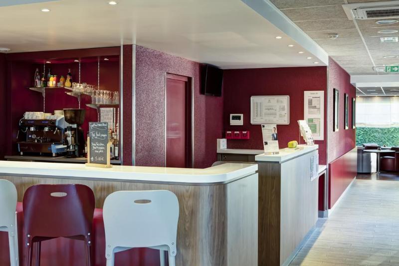 Отель Campanile Genève   Ferney Voltaire