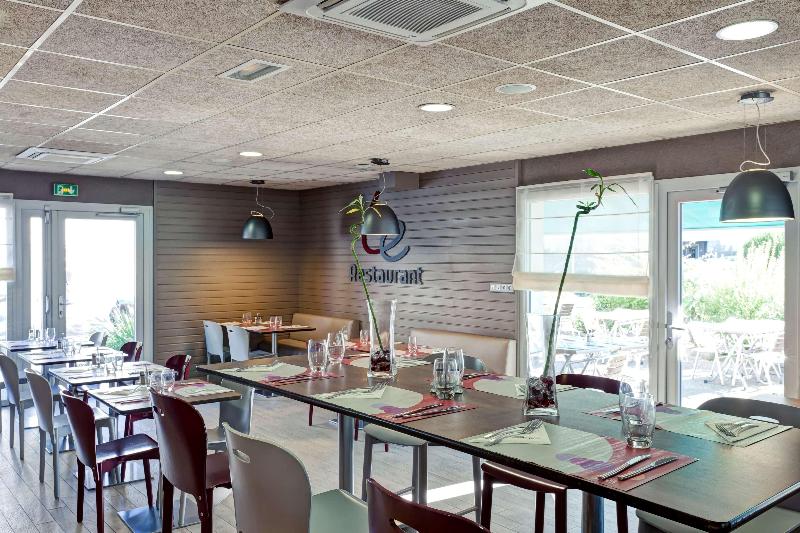 Отель Campanile Genève   Ferney Voltaire