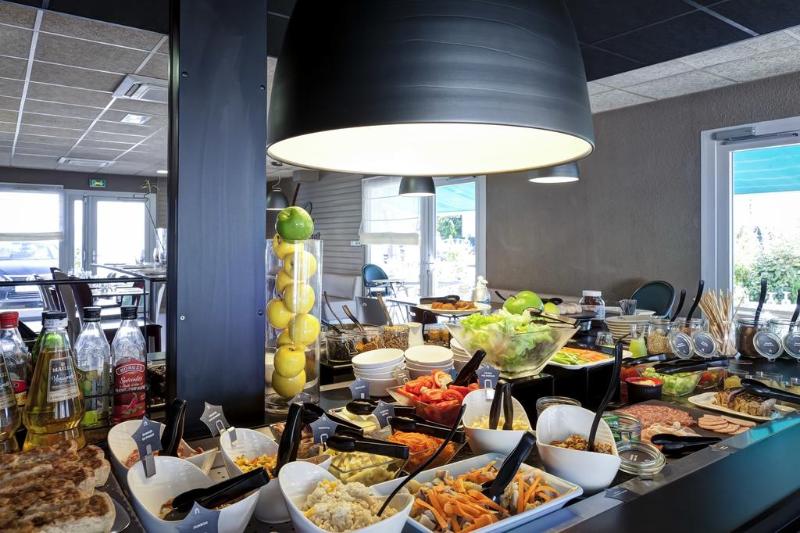 Отель Campanile Genève   Ferney Voltaire