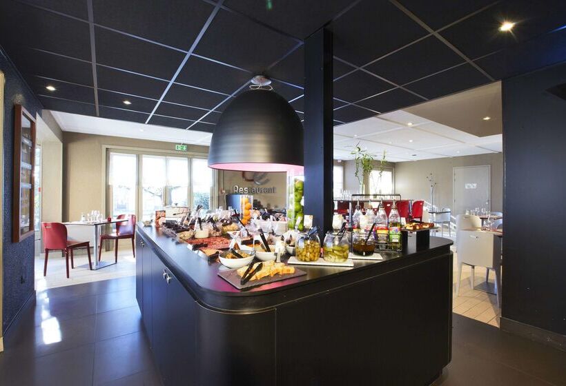 בית מלון כפרי Campanile Villefranche Sur Saone