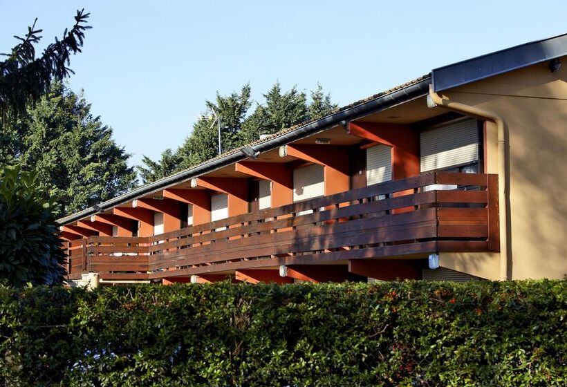 בית מלון כפרי Campanile Villefranche Sur Saone