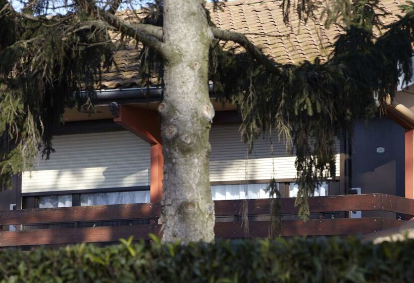 בית מלון כפרי Campanile Villefranche Sur Saone