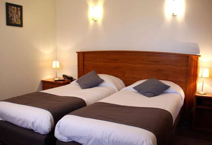 Chez Terrassier   Logis Hôtels   Hotel Et Restaurant