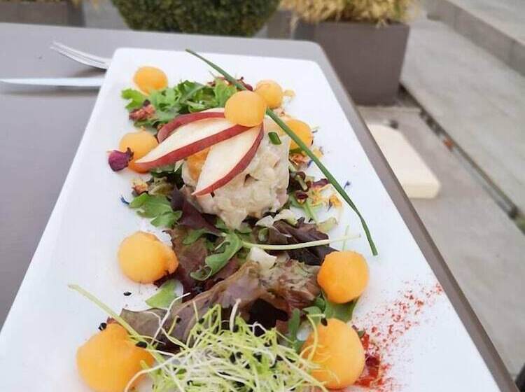 Отель De La Paix