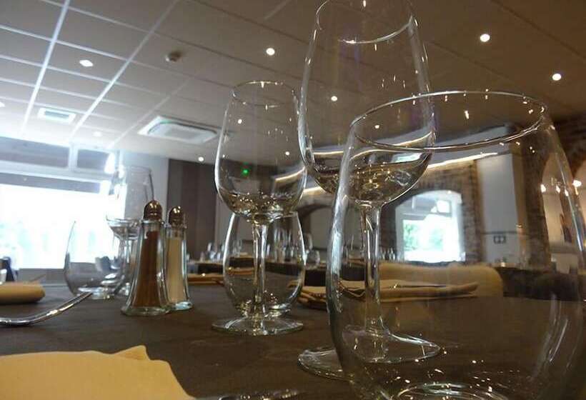 Отель De La Paix