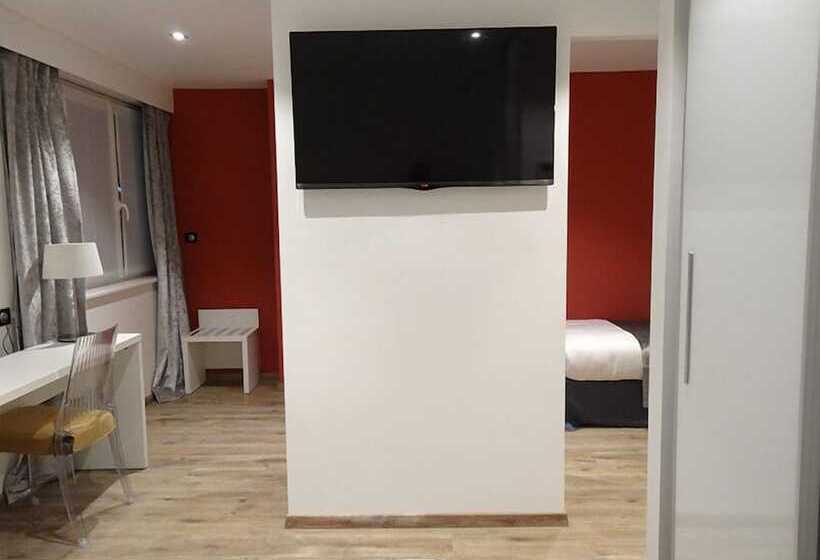 Отель De La Paix