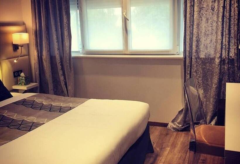 Отель De La Paix