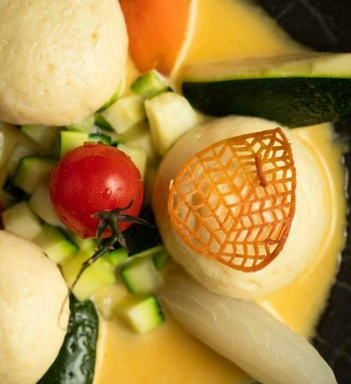 فندق De La Poste