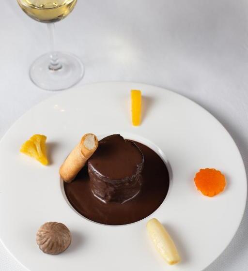 فندق De La Poste