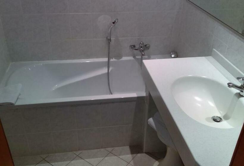 فندق De L'orangerie