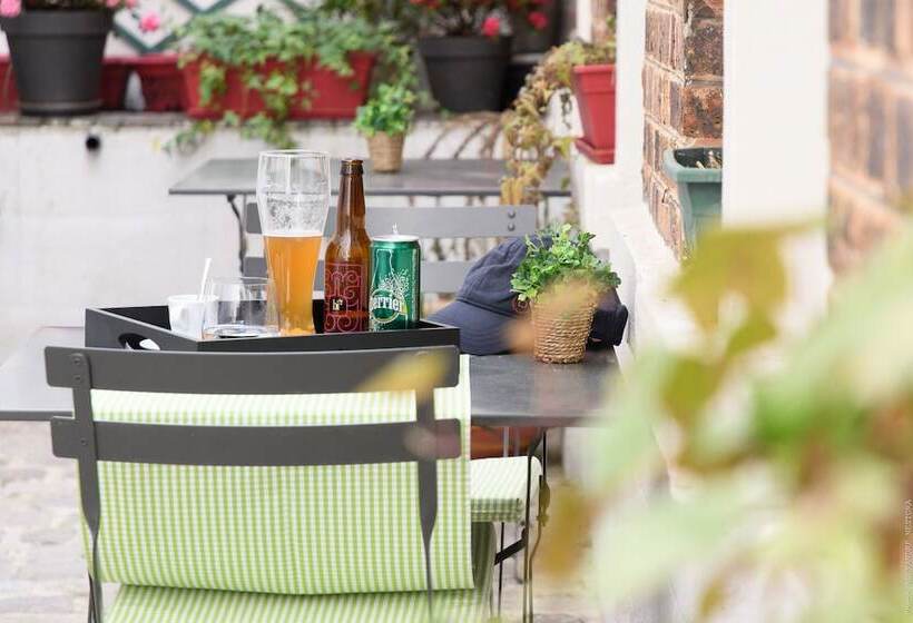 ホテル A L Hôtel Des Roys