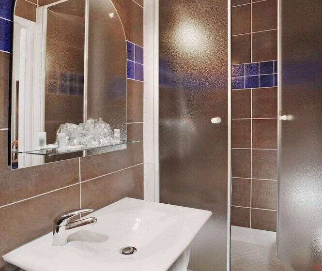 ホテル A L Hôtel Des Roys