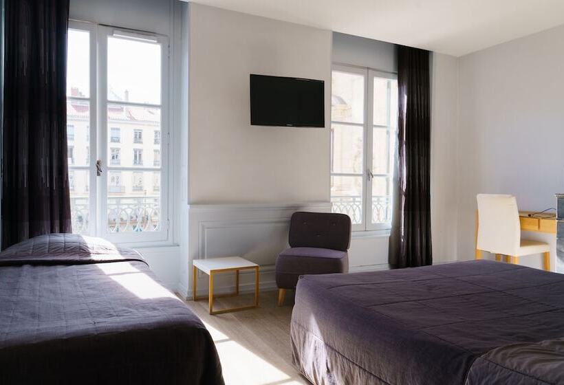 Отель Du Theatre