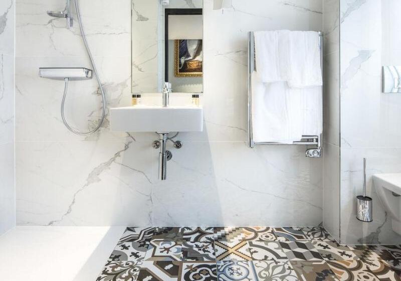 ホテル Eiffel Petit Louvre