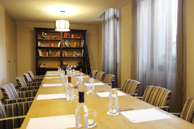 هتل Gare Saintjean