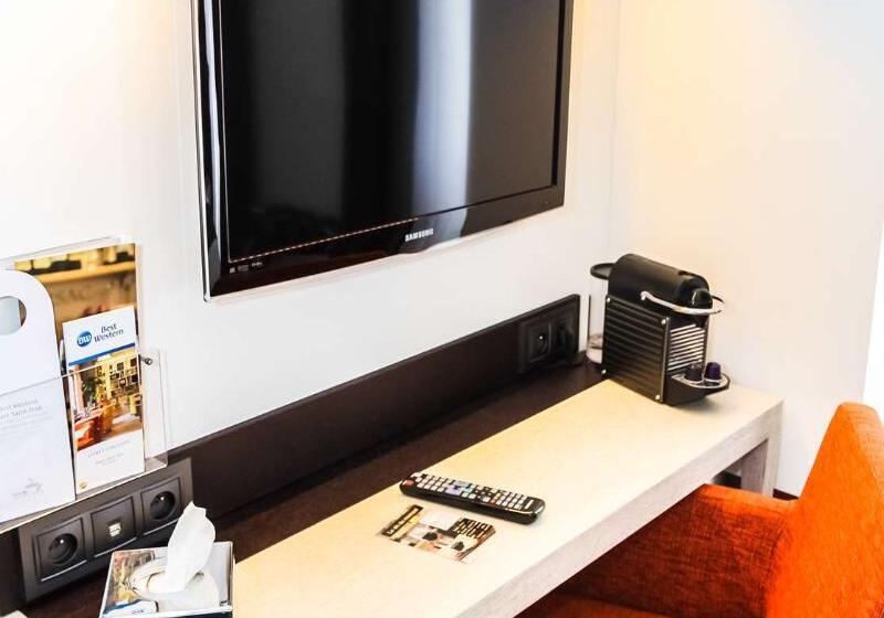 هتل Gare Saintjean