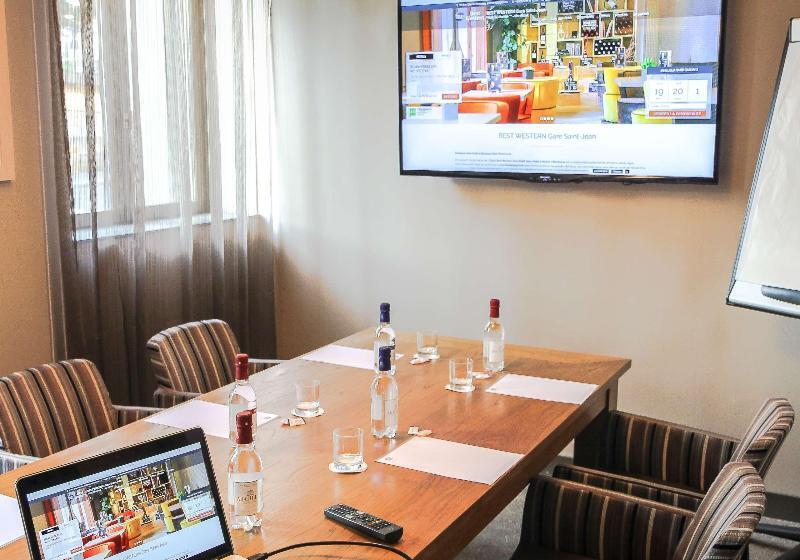 هتل Gare Saintjean