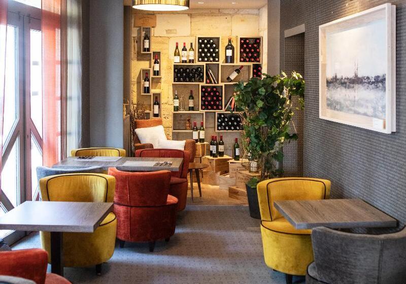 هتل Gare Saintjean