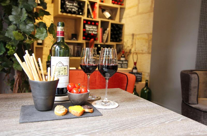 هتل Gare Saintjean