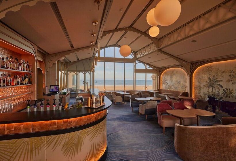 호텔 Grand Hôtel Des Thermes