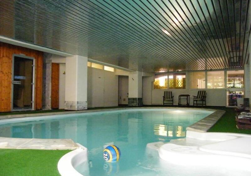 هتل Grand Hôtel Des Templiers