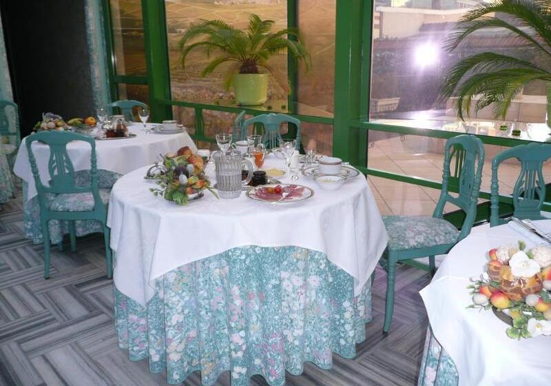 هتل Grand Hôtel Des Templiers