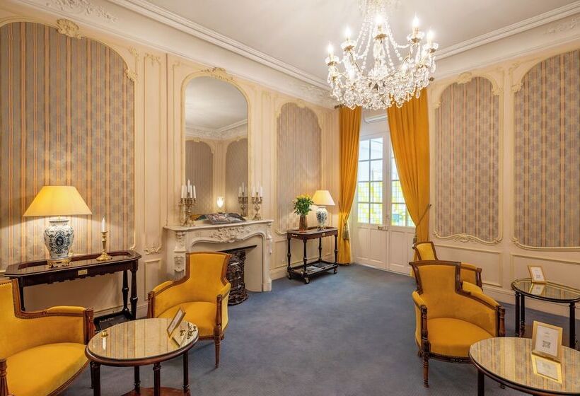 هتل Grand Hôtel Des Templiers