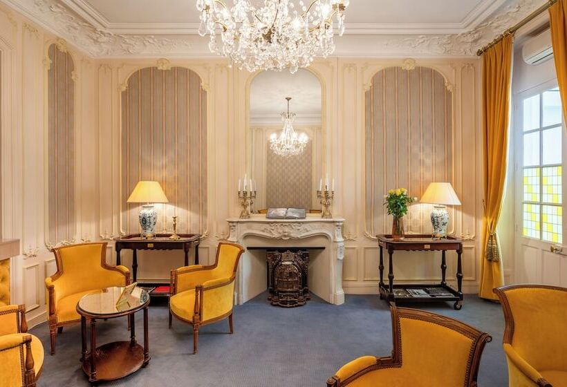 هتل Grand Hôtel Des Templiers