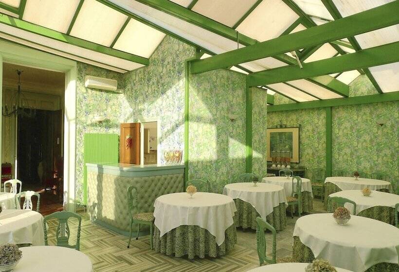 هتل Grand Hôtel Des Templiers