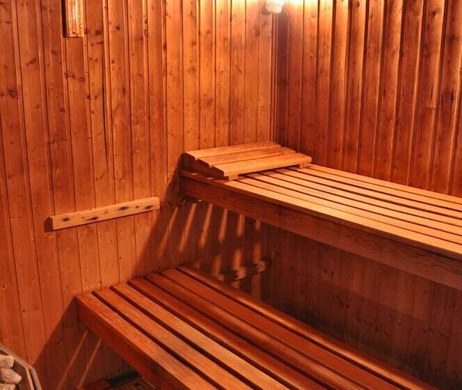 هتل Grand Hôtel Des Templiers